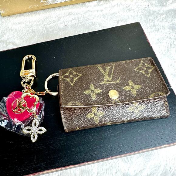 Louis Vuitton 5 key holder keychain Key Cles wallet VINTAGE custom - Picture 1 of 12